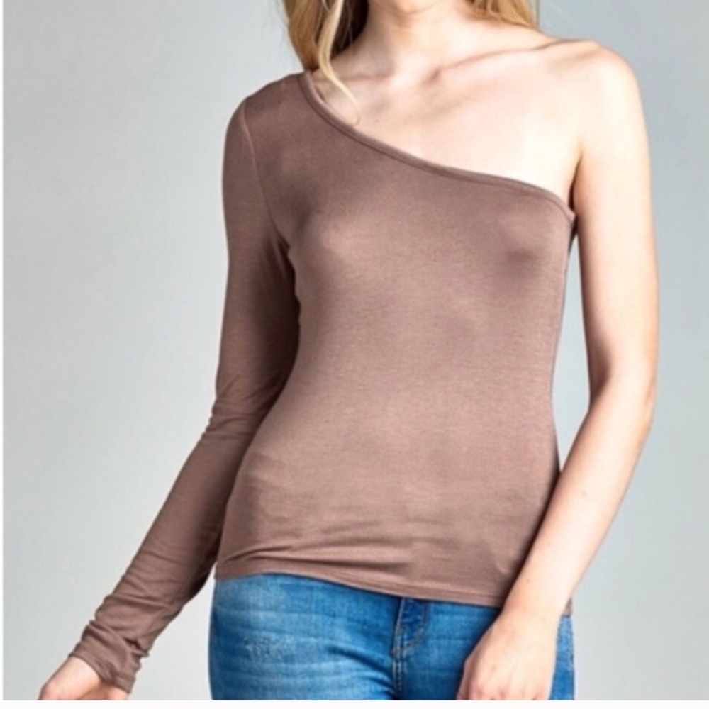 One shoulder long sleeve top
